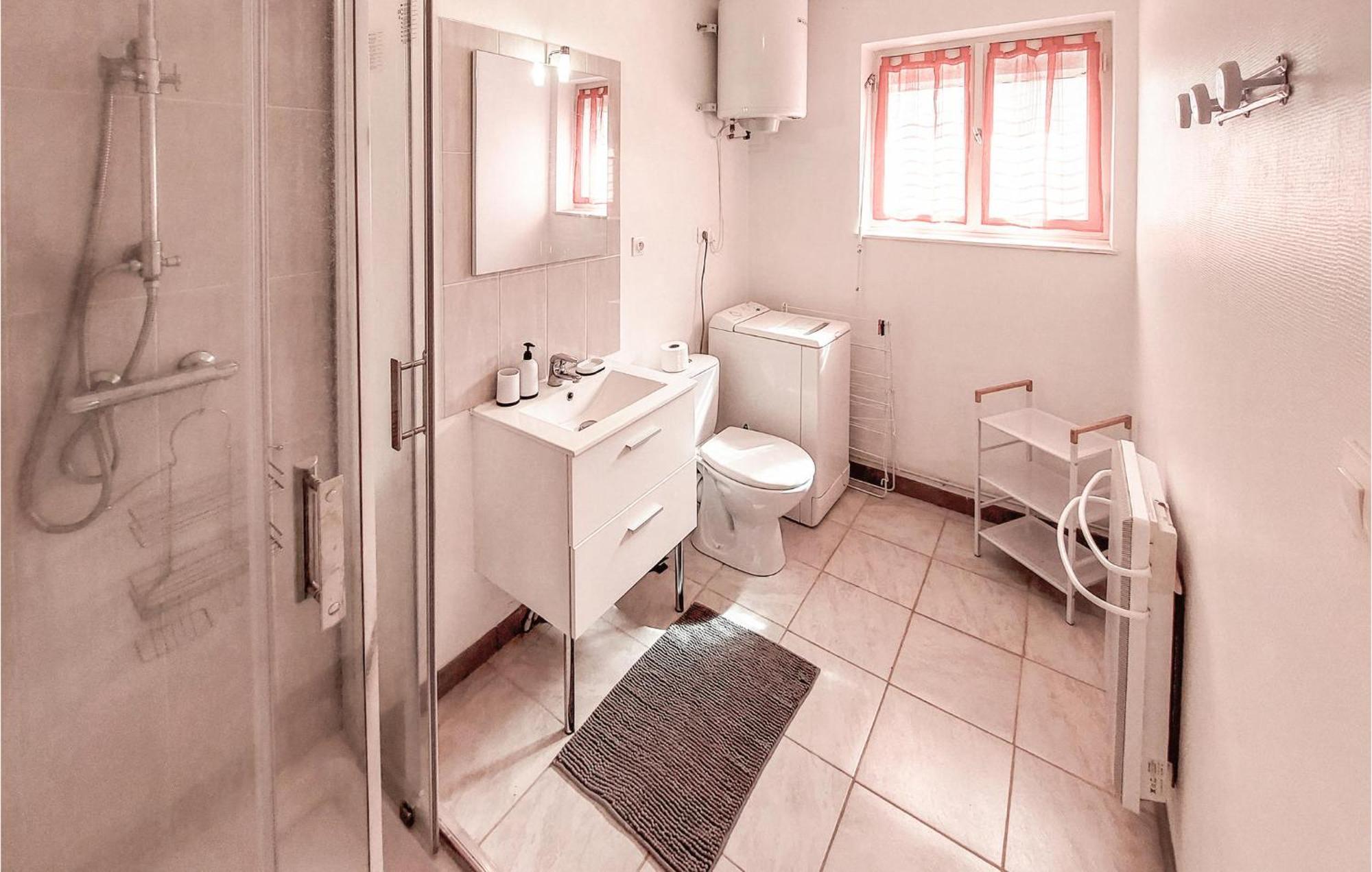 Gorgeous Home In Molinet With Wifi Екстер'єр фото